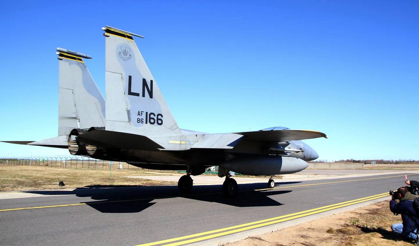 Hävitaja F15-C Eagle.