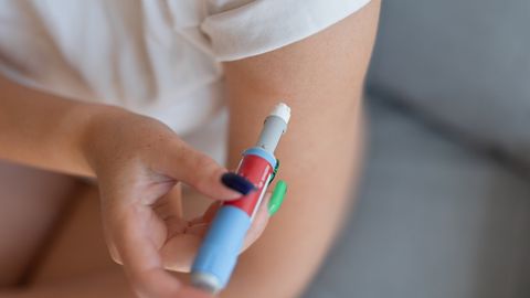 ÕUDNE ⟩ Iha alla võtta on nii suur, et inimesed süstivad seda endale koostist teadmata ning panevad tervise suurde ohtu