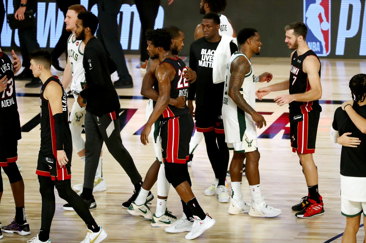 Miami Heat kukutas NBA idakonverentsi poolfinaalis Milwaukee Bucksi.