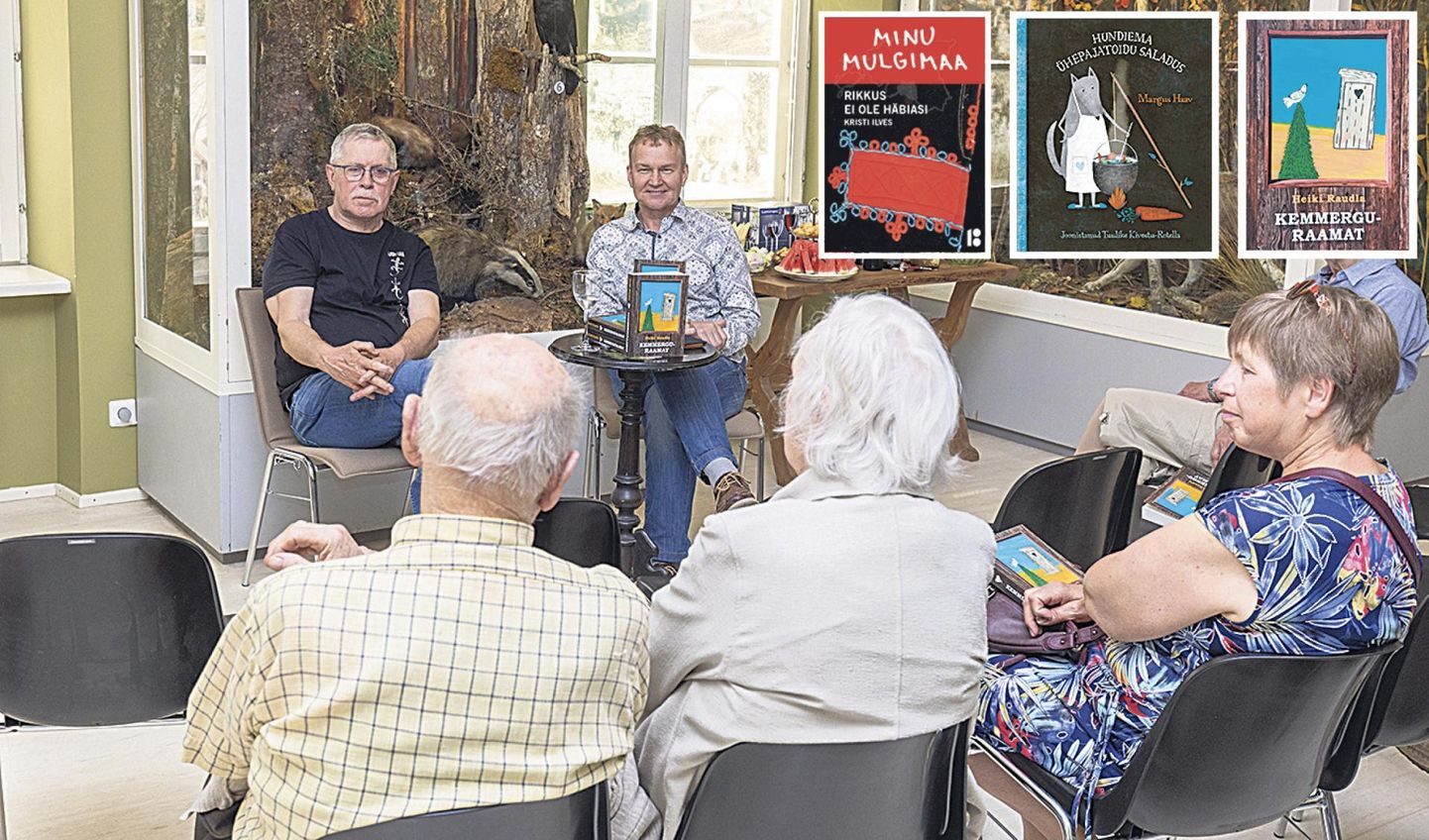 Heiki Raudla (vasakul) esitles Viljandi muuseumis enda koostatud «Kemmerguraamatut». Temaga vestles esitlusel Viljandi muuseumi juht Jaak Pihlak.