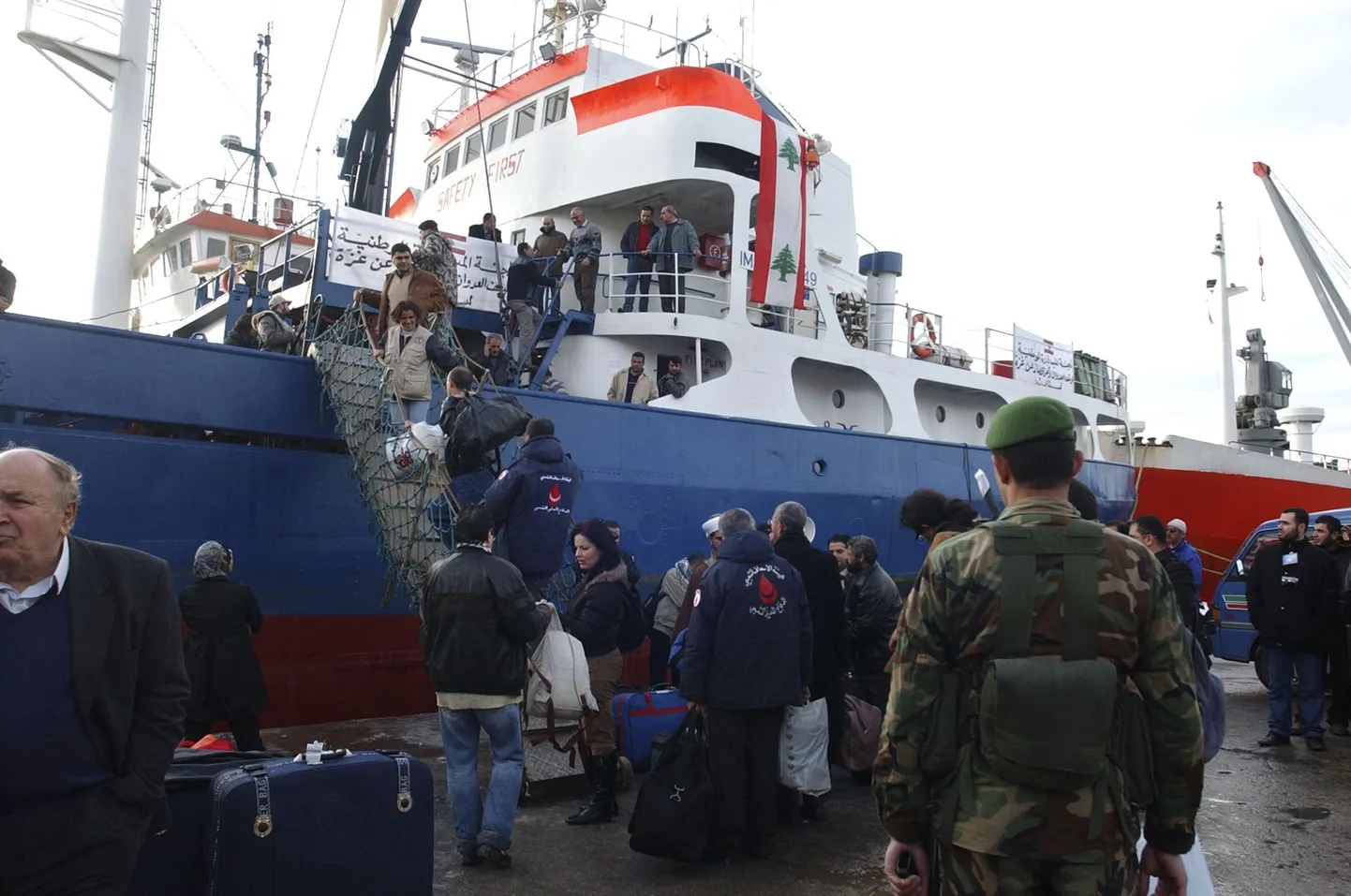 Iisrael peatas Gazasse suundunud Liibanoni abilaeva.