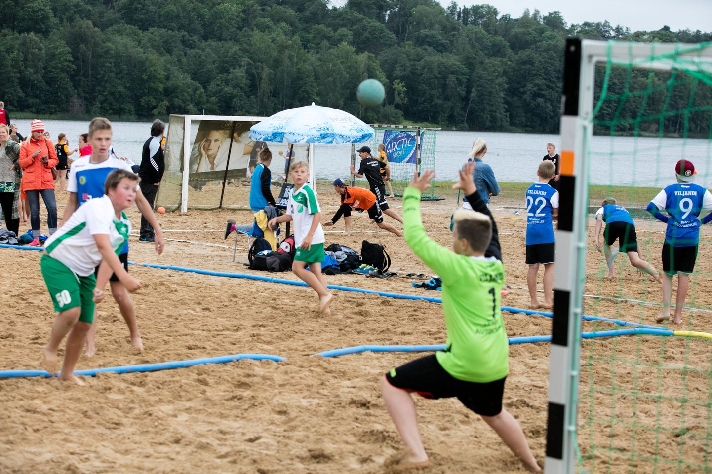 Rannakäsipalli finaaletapp peetakse Viljandi rannas.