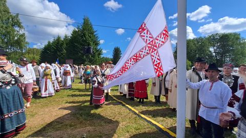 KUNINGRIIK KUTSUB ⟩ Mikitamäel kuulutatakse 33. korda välja Seto Kuningriik