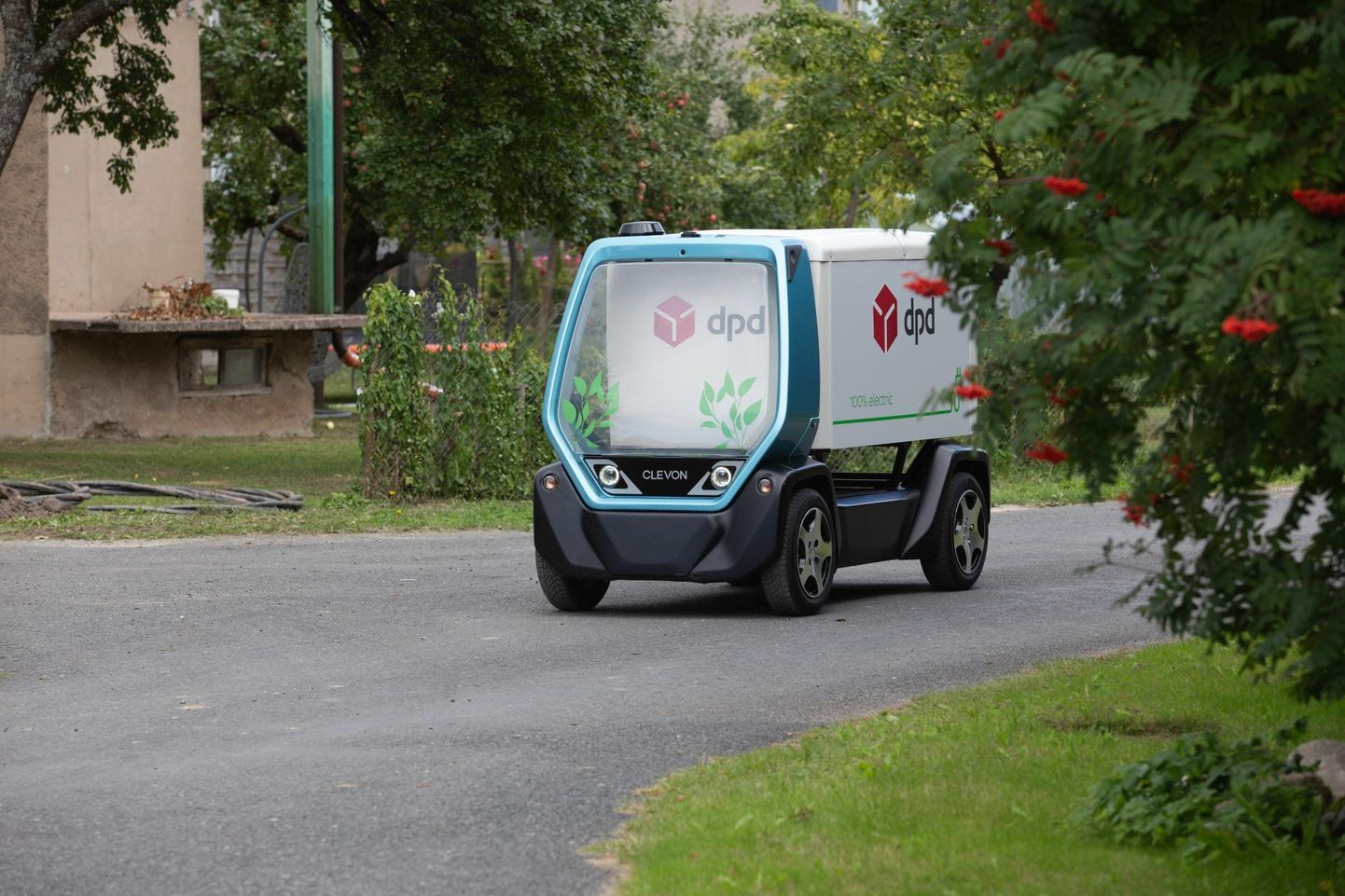 Viljandi tänavatel on Clevoni robotkullerid tavapärased liiklejad.