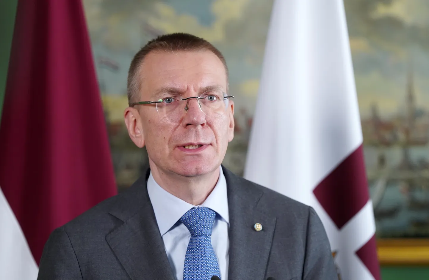 Jaunievēlētais Valsts prezidents un no amata aizejošais ārlietu ministrs Edgars Rinkēvičs.