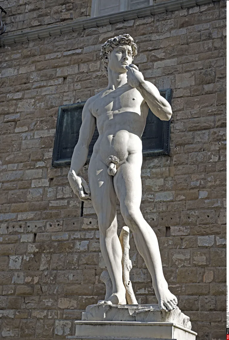 Michelangelo Taaveti kuju koopia Firenze Palazzo Vecchio ees.