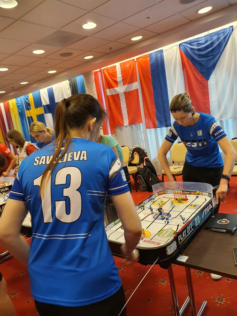 Финал получился полностью эстонским: Мария Савельева обыграла Дарью Хрусталеву – 4:0.