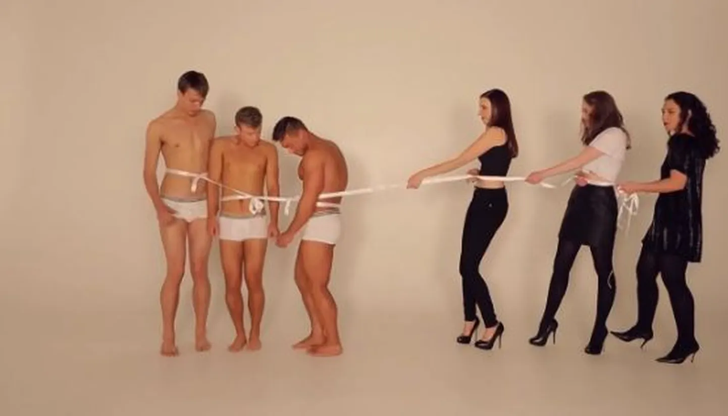 Kaader paroodiast «Defined Lines».
