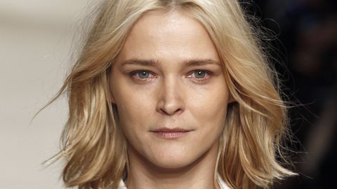 NUNNUD KAADRID ⟩ Modell Carmen Kass jagas imearmsaid hetki pisipojaga: vaata, kui suureks väike südametemurdja on sirgunud!