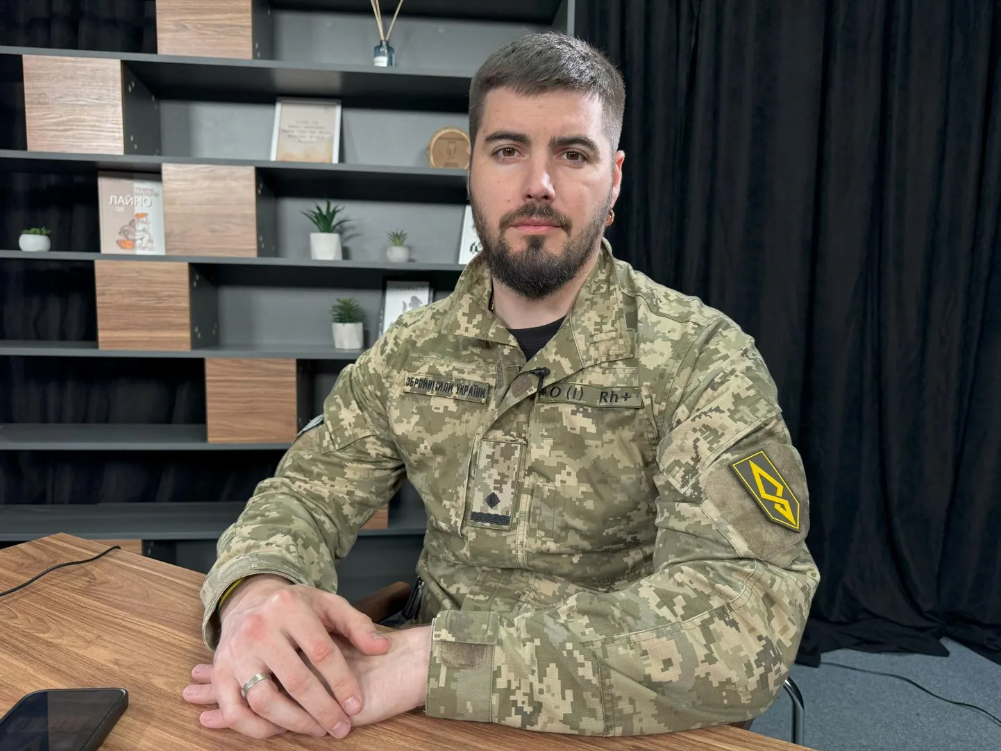 Ukraina 429. üksiku mehitamata lennuvahendite polgu ülem Juri Fedorenko, kutsungiga Achilleus, Postimehele intervjuud andmas.