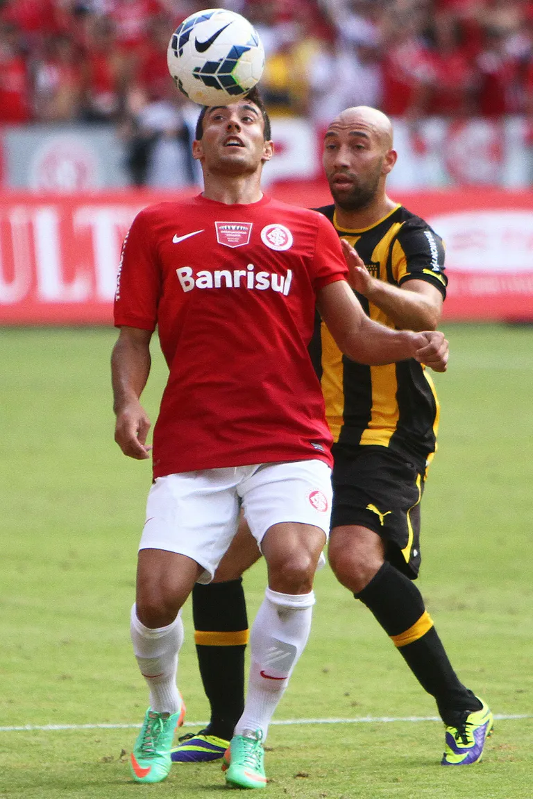 Alan Ruschel (vasakul)