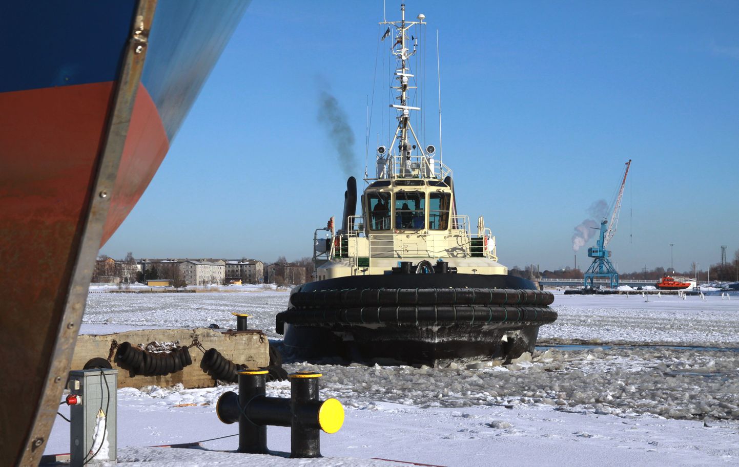 Tänasest alustab Pärnu laevateel jäämurdetöid vedurlaev Castor.