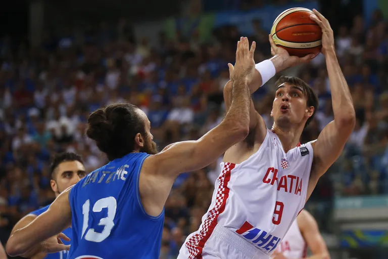 Dario Saric (paremal). Foto: Scanpix