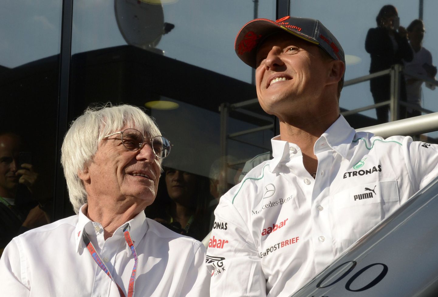 Michael Schumacher (paremal) ja Bernie Ecclestone 2012. aastal. Schumcaheri valitsemisajal toimus Saksamaa pinnal kaks vormel-1 etappi aastas, tänavu võivad sakslased sootuks ilma etapita jääda