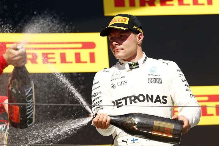 Ungari GP kolmas Valtteri Bottas Carboni šampanjaga