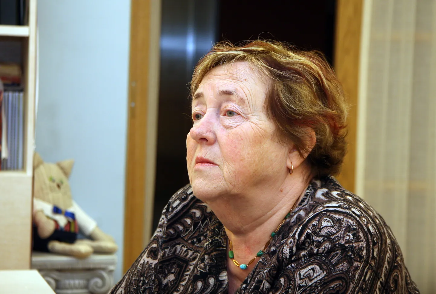 Вирве Осила: "Я смотрела на вещи со своей точки зрения маленького человека, что в тот момент бросалось в глаза, что вызывало боль или радость. Сейчас, если оглянуться назад, некоторые материалы уже не так актуальны, но, например, в области социальных проблем ничего не изменилось, как не изменились и щедрые предвыборные обещания и посулы".
