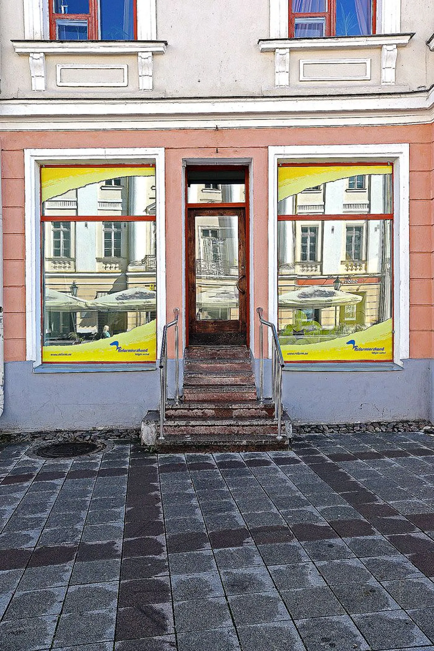 Reformierakond peab ruumid raeplatsil vabastama lastefondile