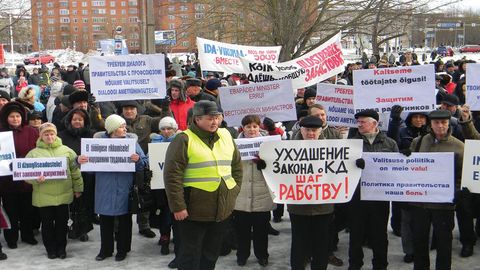 Профсоюзы в Эстонии добиваются прав на забастовку и равного отношения к госслужащим