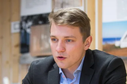 Henrik Välja.