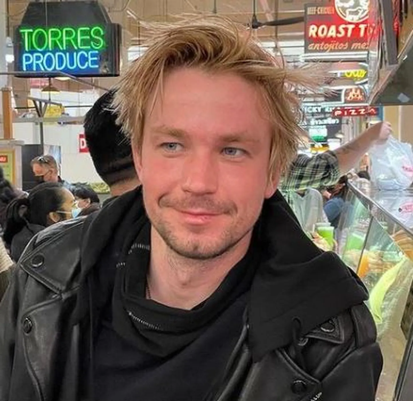 Александр Петров
