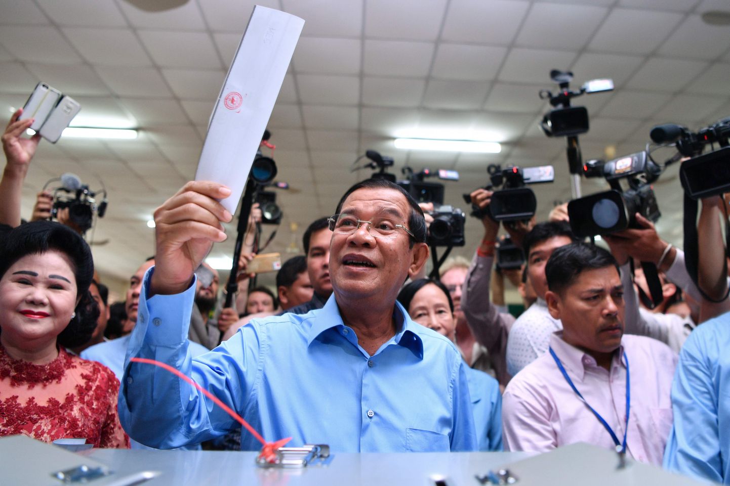 Kambodža peaminister Hun Sen on oma hääle andnud.