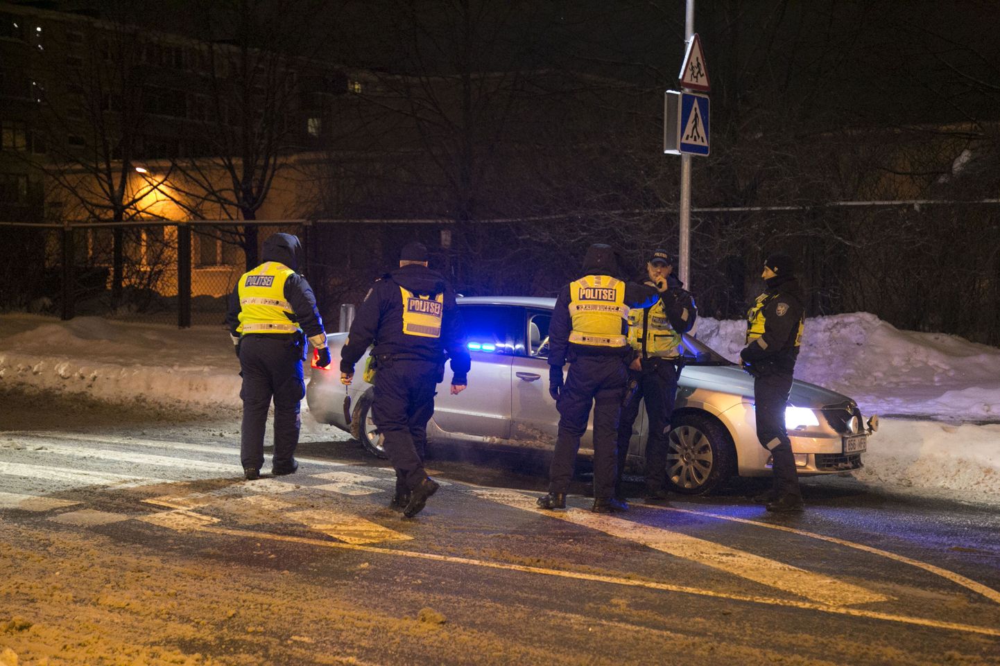 Politsei tabas 16. jaanuaril roolist alkojoobes mehe, kel puuduvad juhiload.
