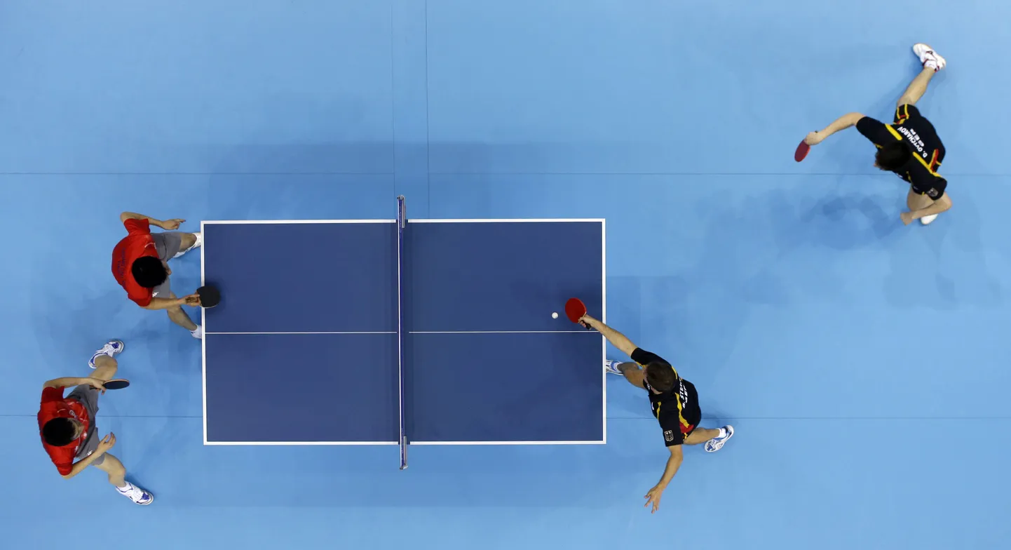 Lauatennis.