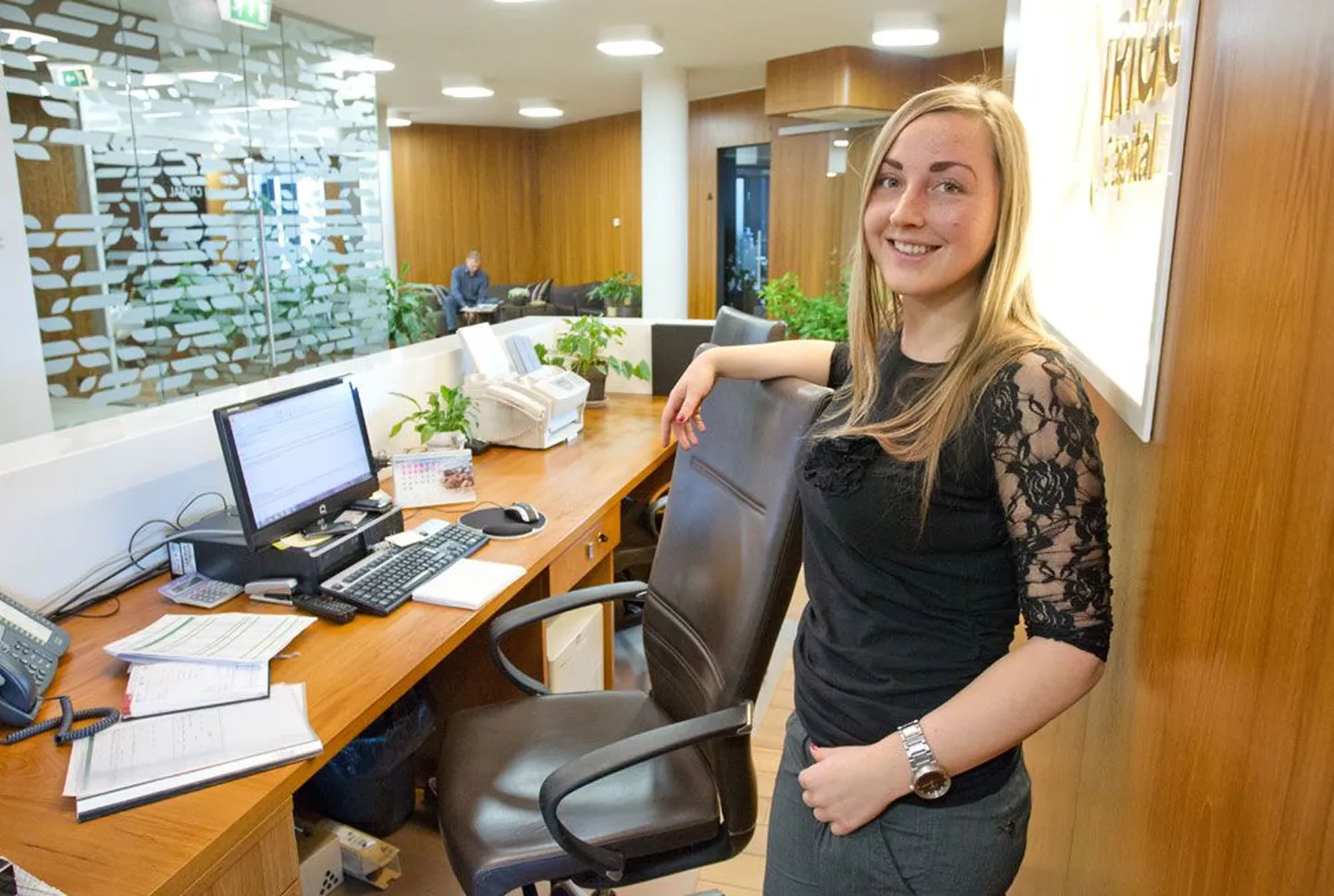 Trigon Capitali vastuvõtusekretär Kristina Sema ei usu, et sekretäritöö päris ära kaoks või näiteks robotid sekretärid niipea välja vahetaks.