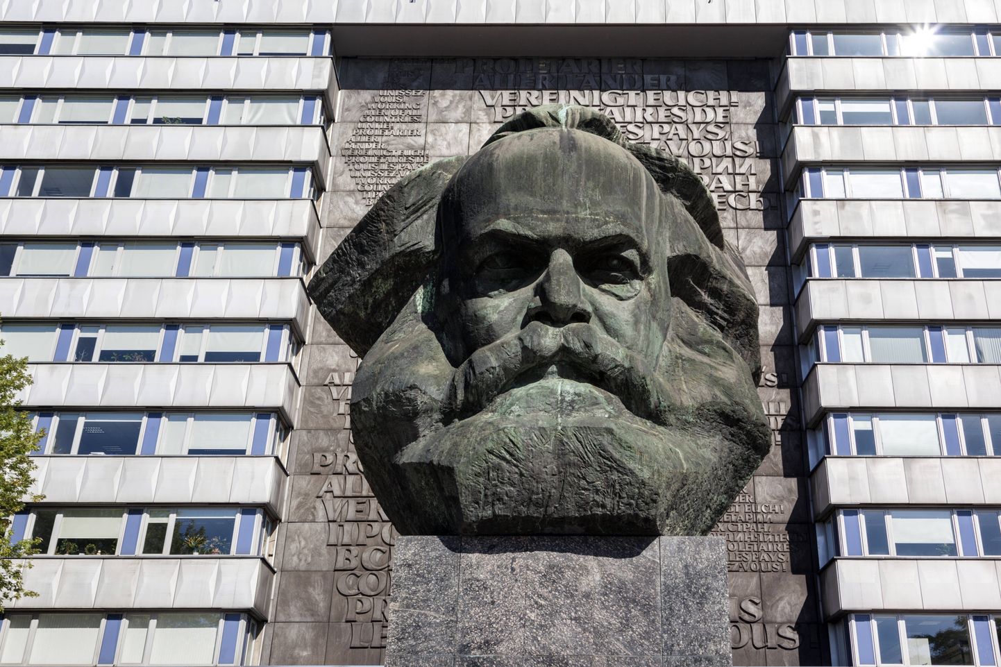 Karl Marxi monument Chemnitzis on üks suuremaid portreebüste maailmas.