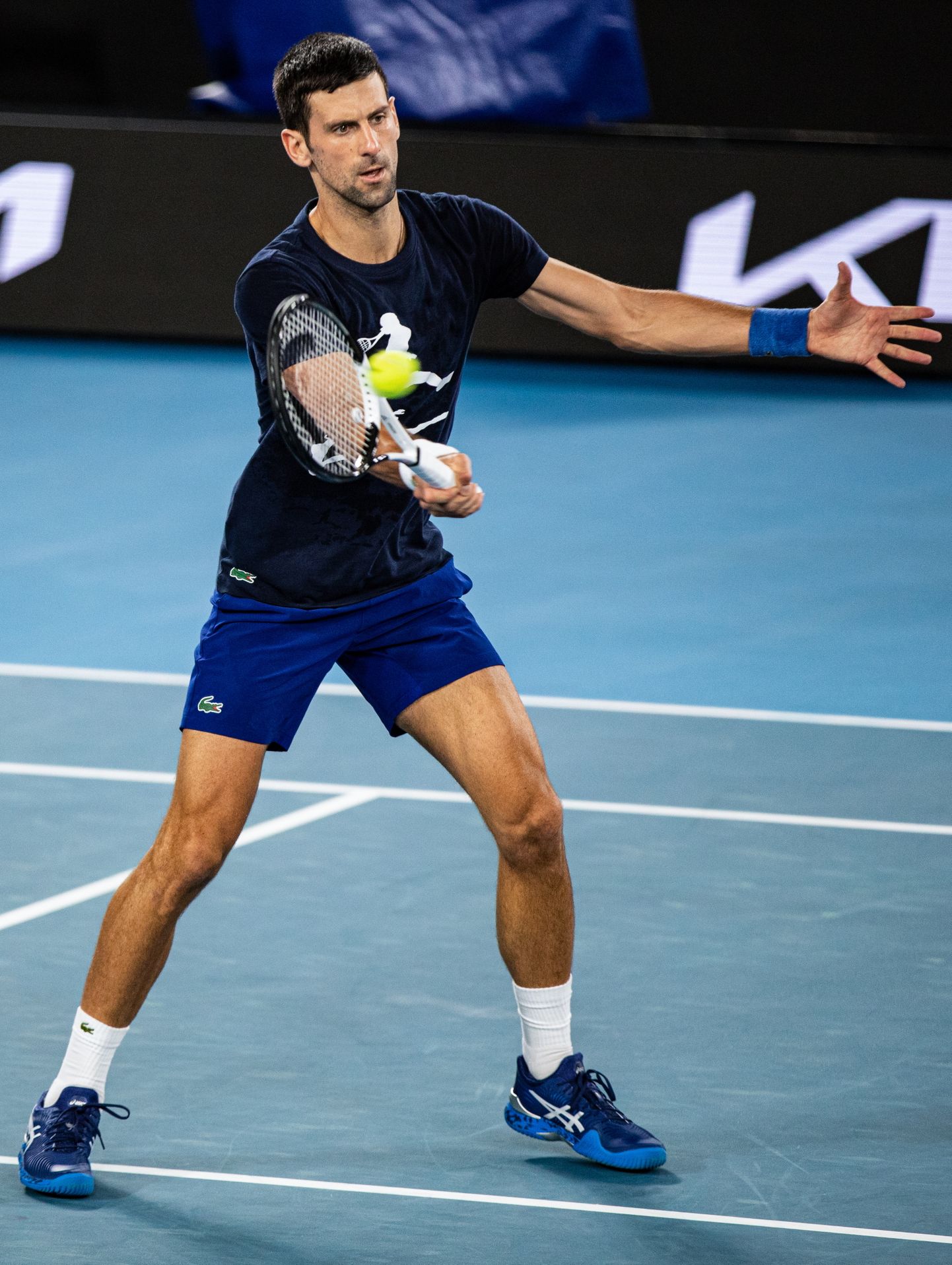 Novak Djokovic 14. jaanuaril Austraalias trenni tegemas.