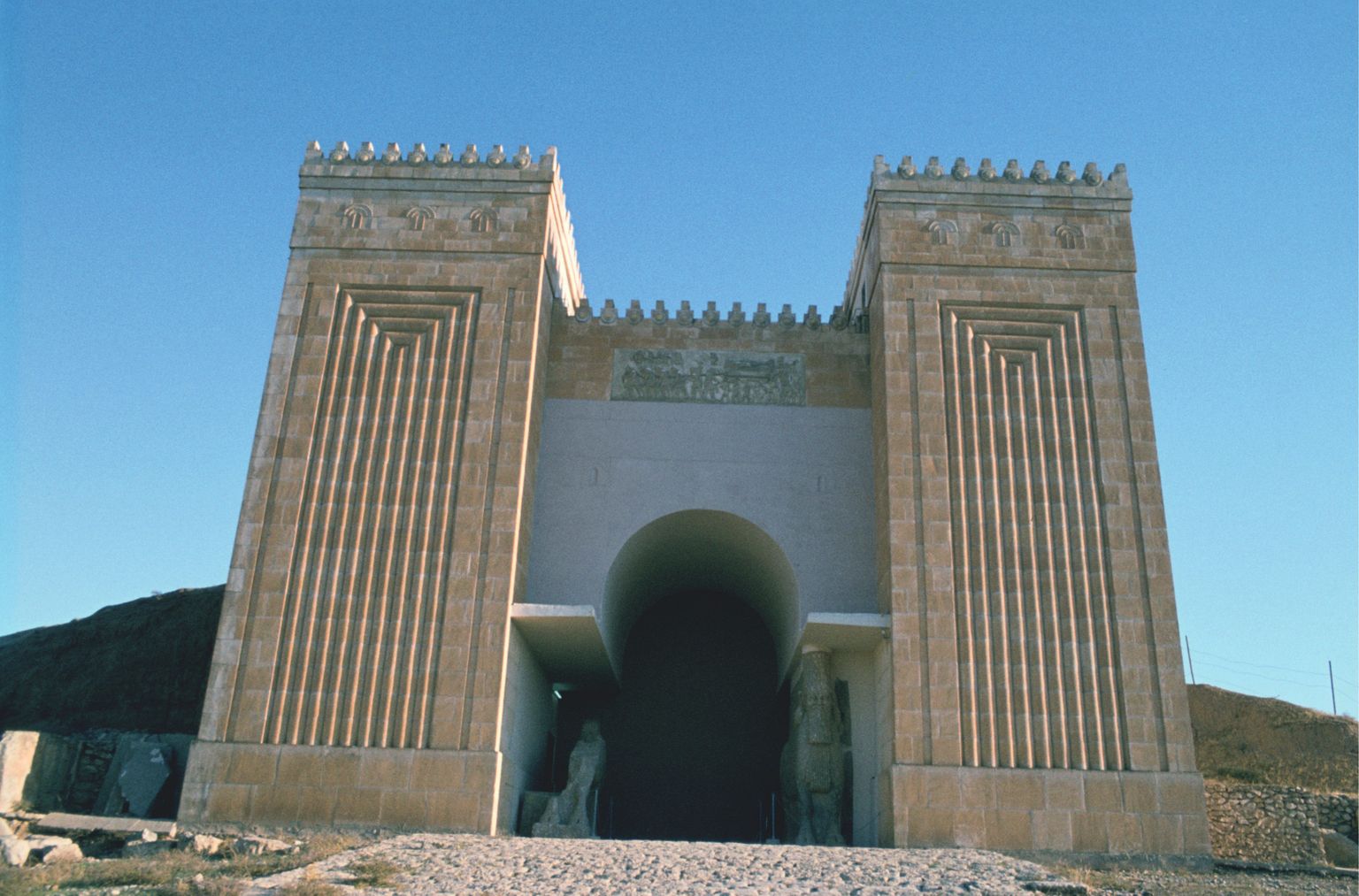 Taastatud Nergali värav Niineves, tänapäeva Mosulis.