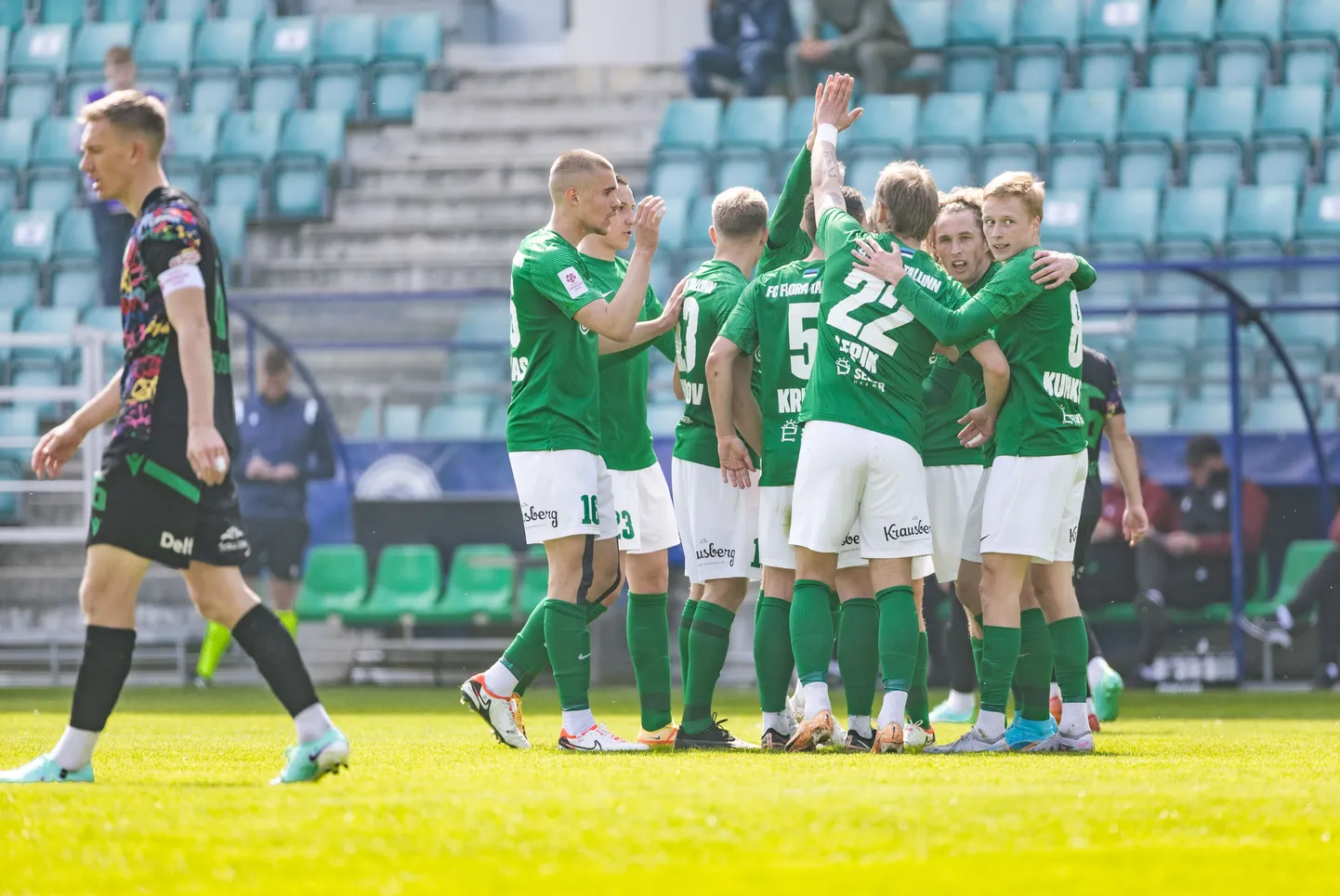 FC Flora tõusis liidriks.