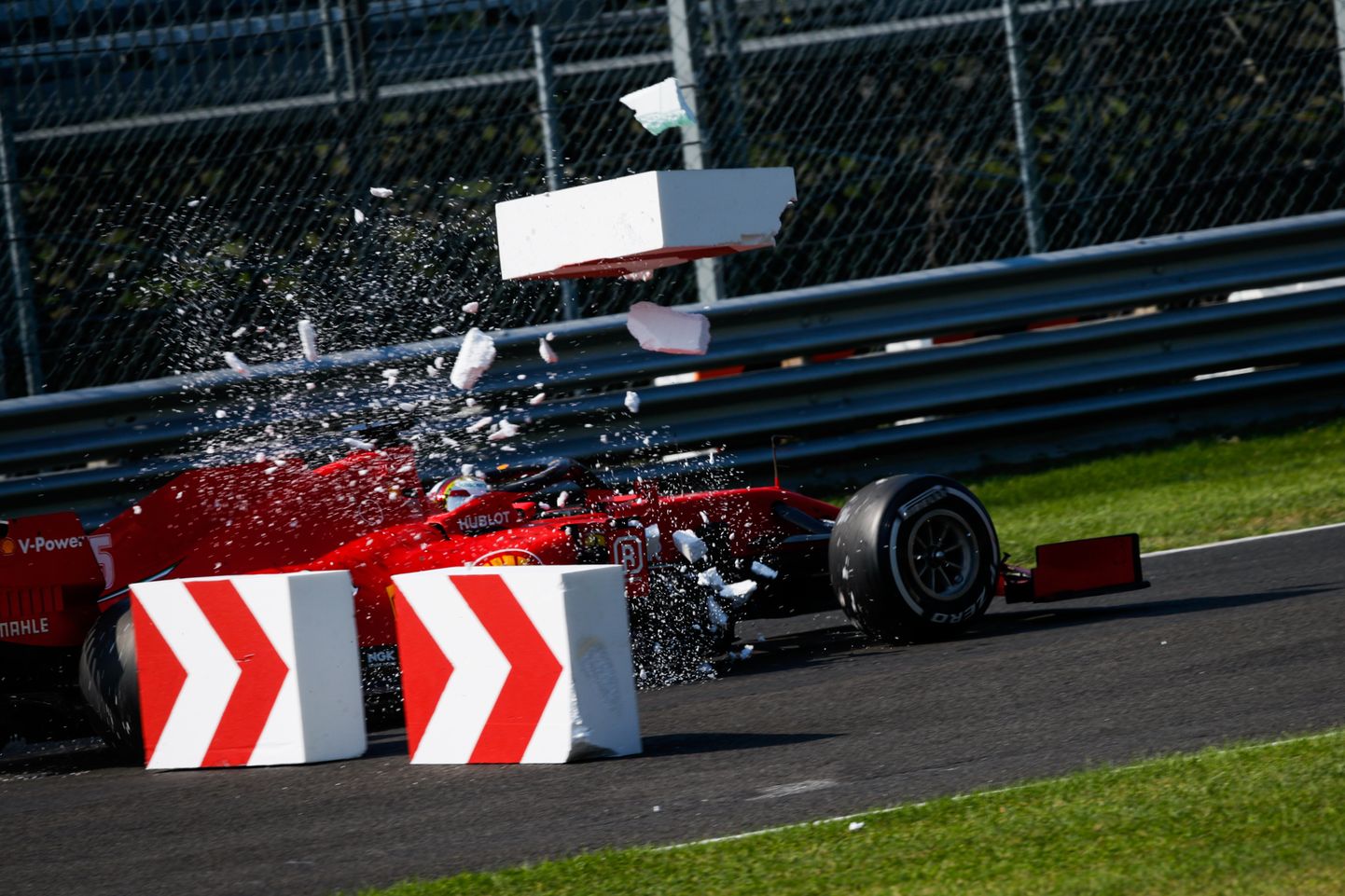 Sebastian Vetteli Monza GP lõppes varakult.