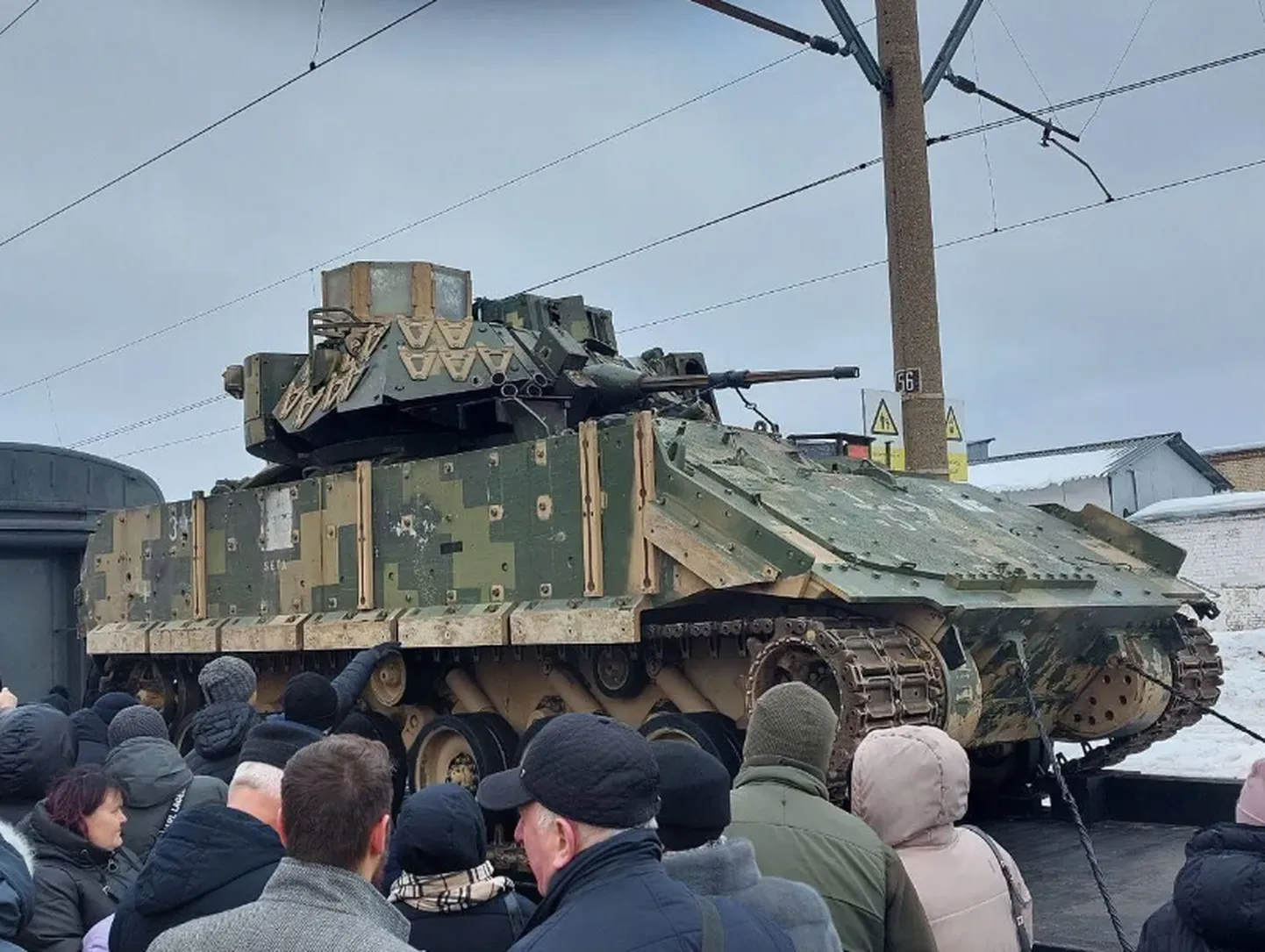 Россияне испытали трофейную американскую боевую машину Bradley