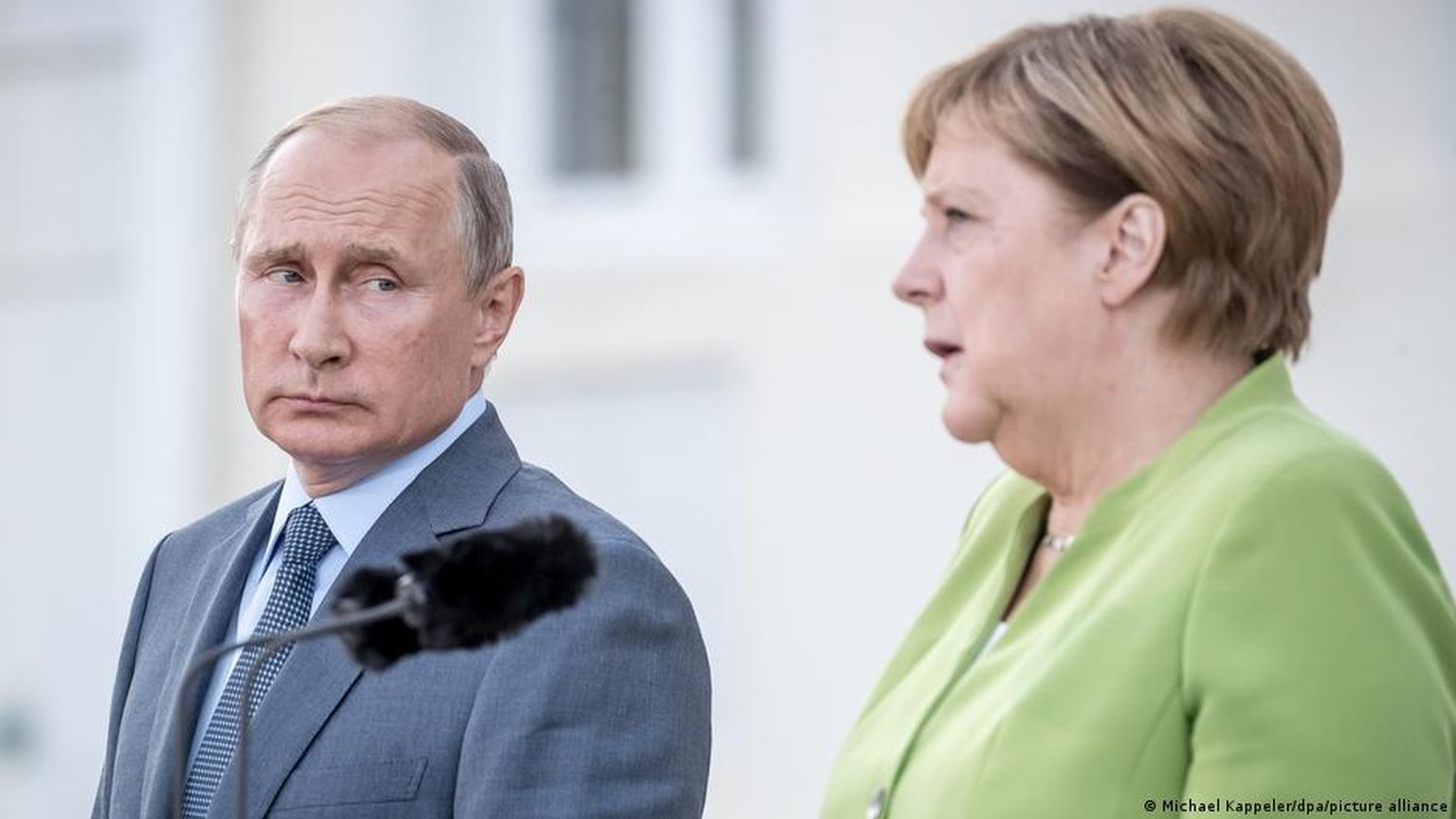 Путин и Меркель на встрече в Германии, август 2018 года