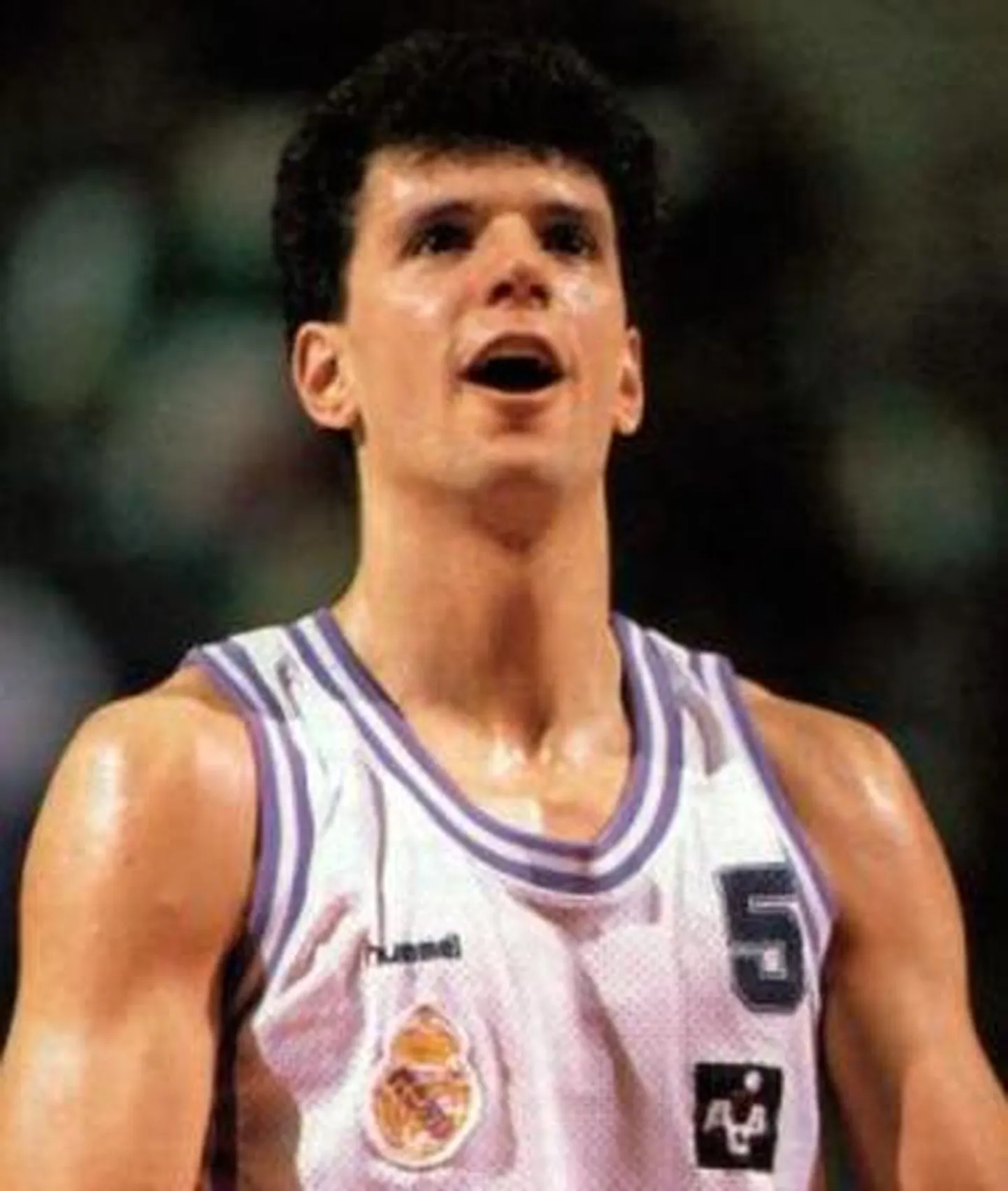 Dražen Petrovic Madridi Reali särgis.