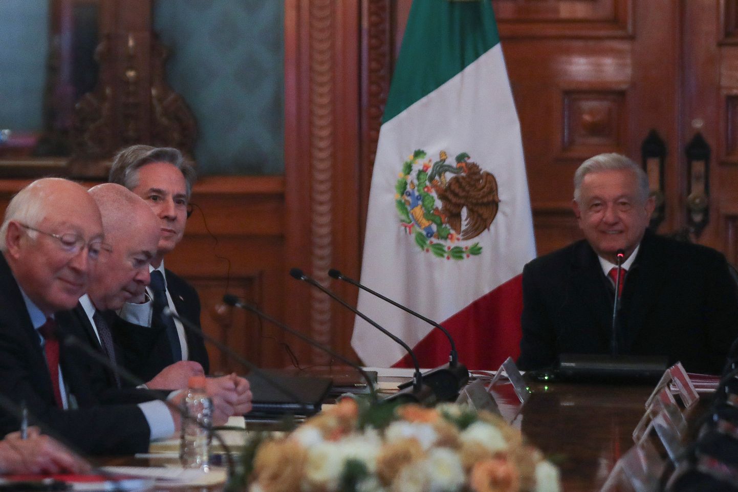 USA välisminister Antony Blinkeni juhitav delegatsioon kohtus Mehhiko presidendi Andrés Manuel López Obradori ja tema kaaskonnaga kõrgetasemelisel kohtumisel, millest võtsid teiste hulgas osa ka mitu ministrit mõlemalt poolt piiri.