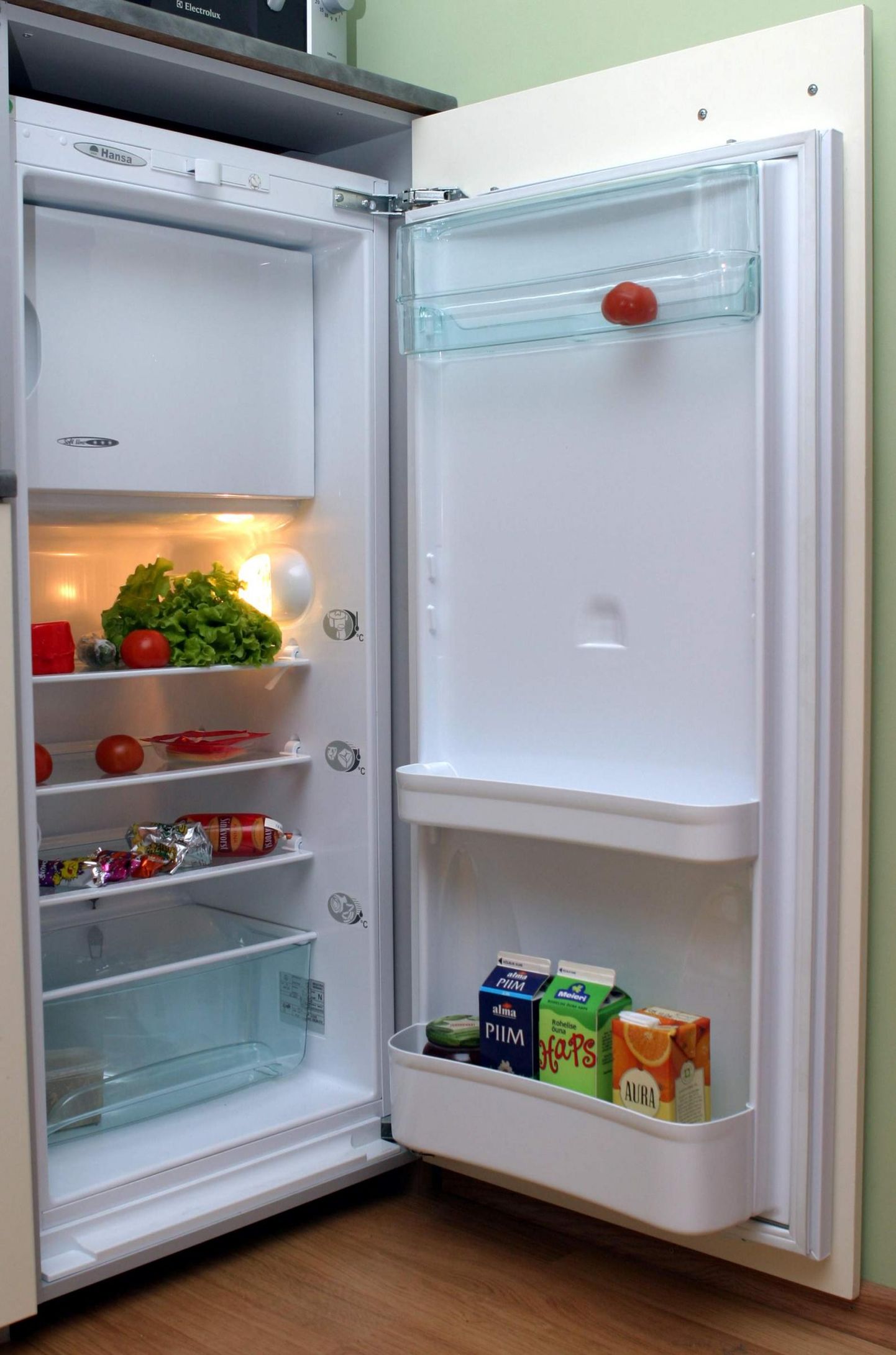 Varguse vältimiseks hoiavad inimesed oma elektroonset autovõtit muu hulgas külmkapis.