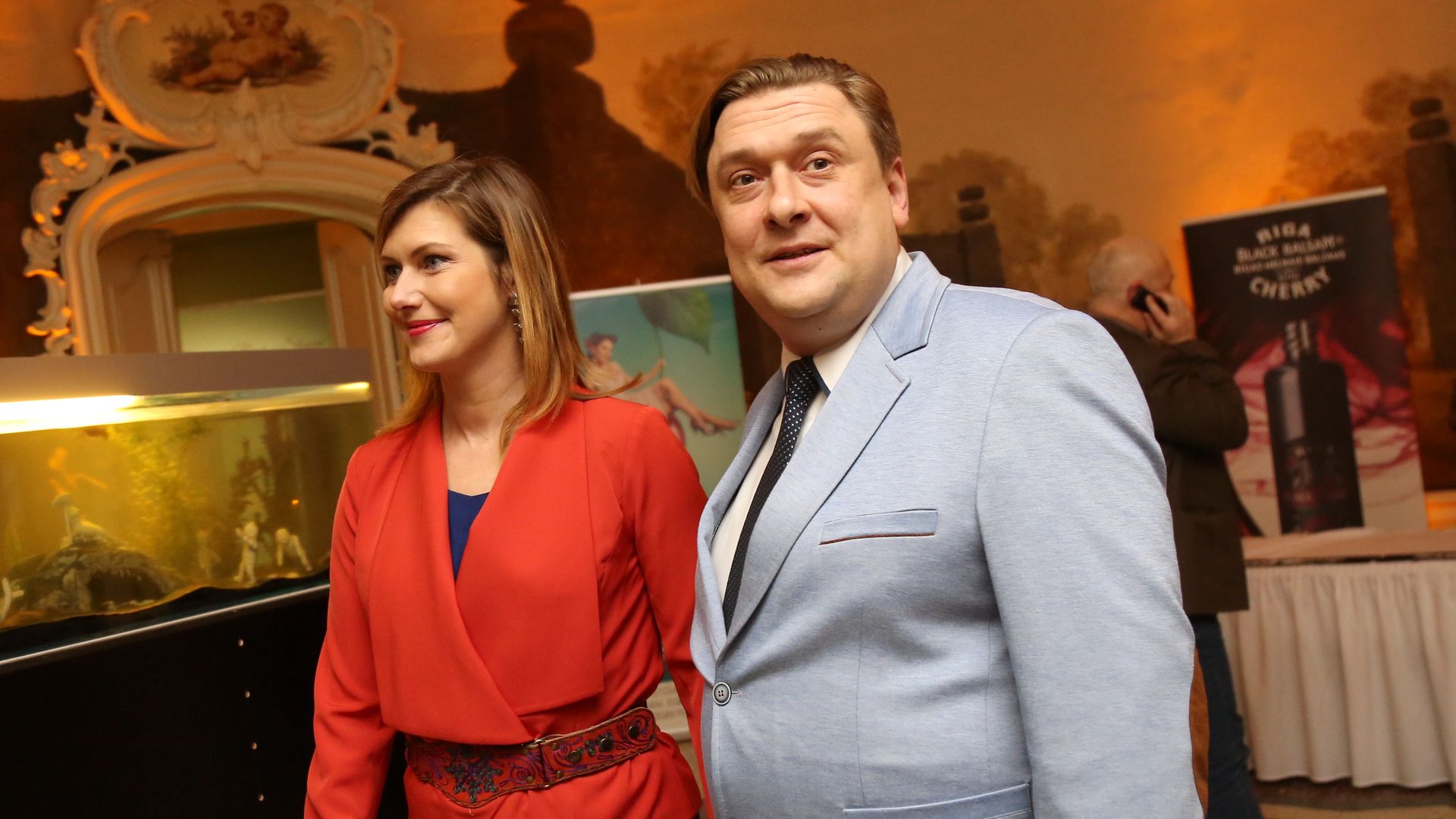 Aktieris Imants Strads atklāti par attāluma ar attiecībām ar sievu Elīnu  Vāni pēc pāriešanas uz Dailes teātri