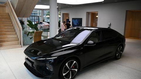 Евросоюзу угрожает зависимость от Китая в производстве аккумуляторов для электромобилей
