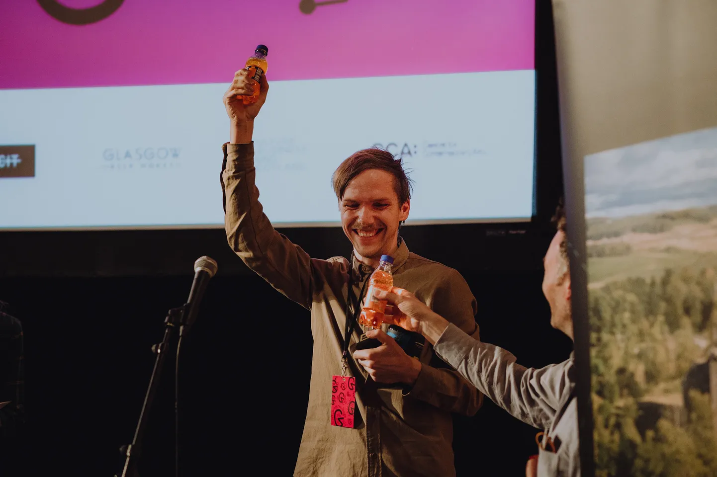 Režissöör Sander Joon Glasgow lühifilmifilmifestivalil