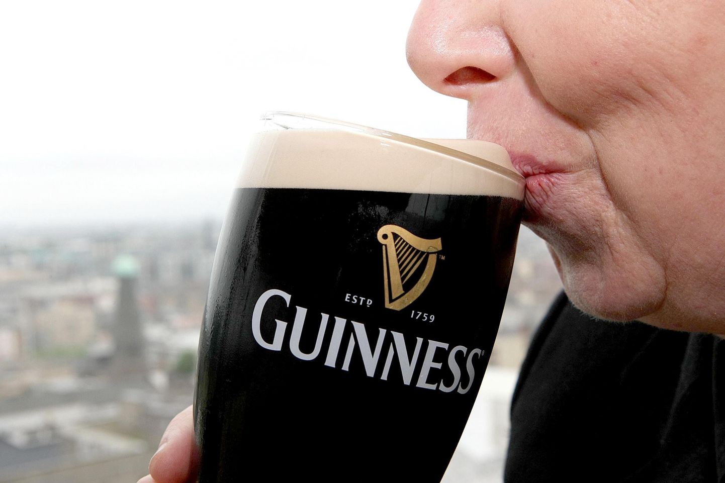 Iiri parlamendiliige: väike õlu parandab sõiduoskust