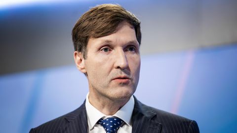 MARTIN HELME ⟩ Naeran välja kõik, kes räägivad Ungari valimistulemuste austamisest. Mäng käib selgelt teiste reeglite järgi