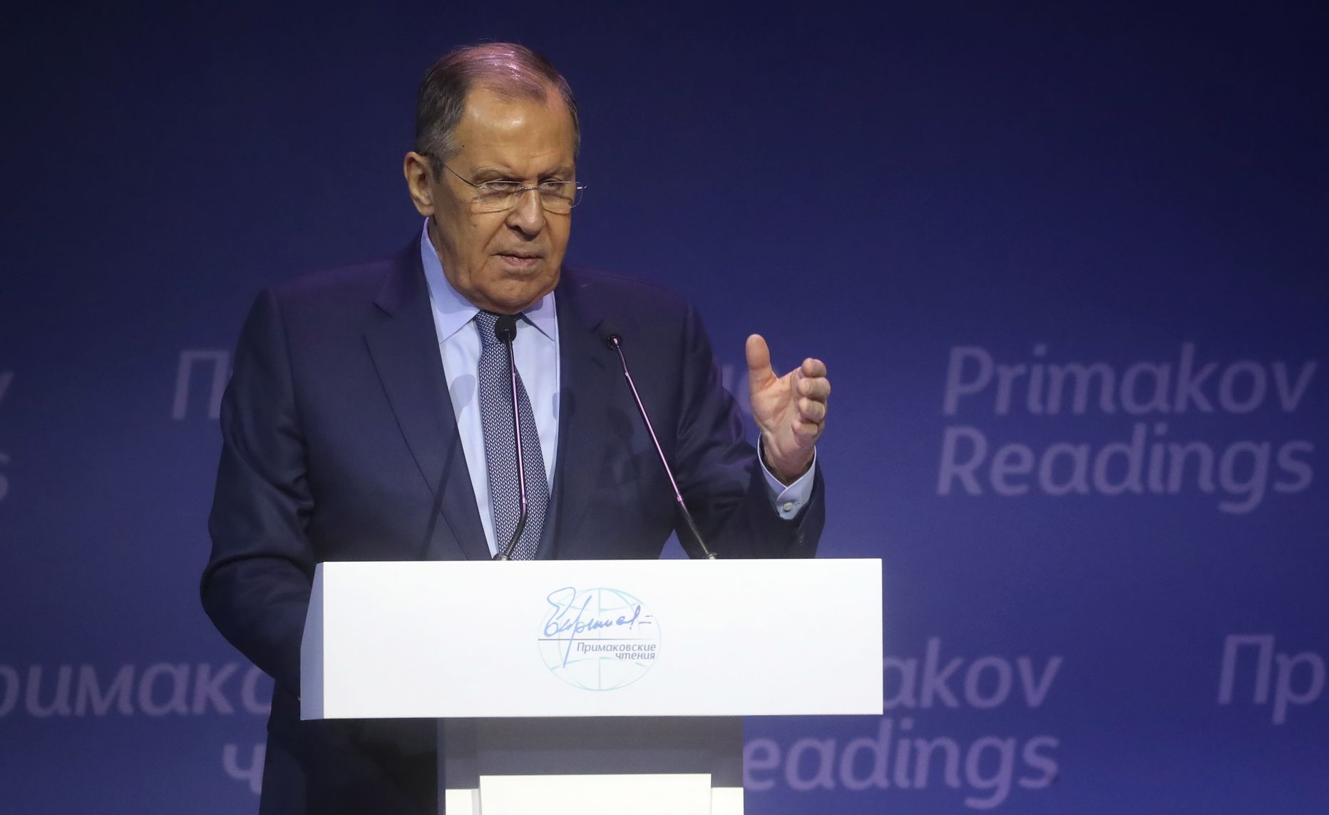 Venemaa välisminister Sergei Lavrov kõneles 7. detsembril 2022 Moskvas toimunud majandusfoorumil Primakov Readings International Forum, kus ta rääkis ka, kuidas ta Rootsis WCs  käis