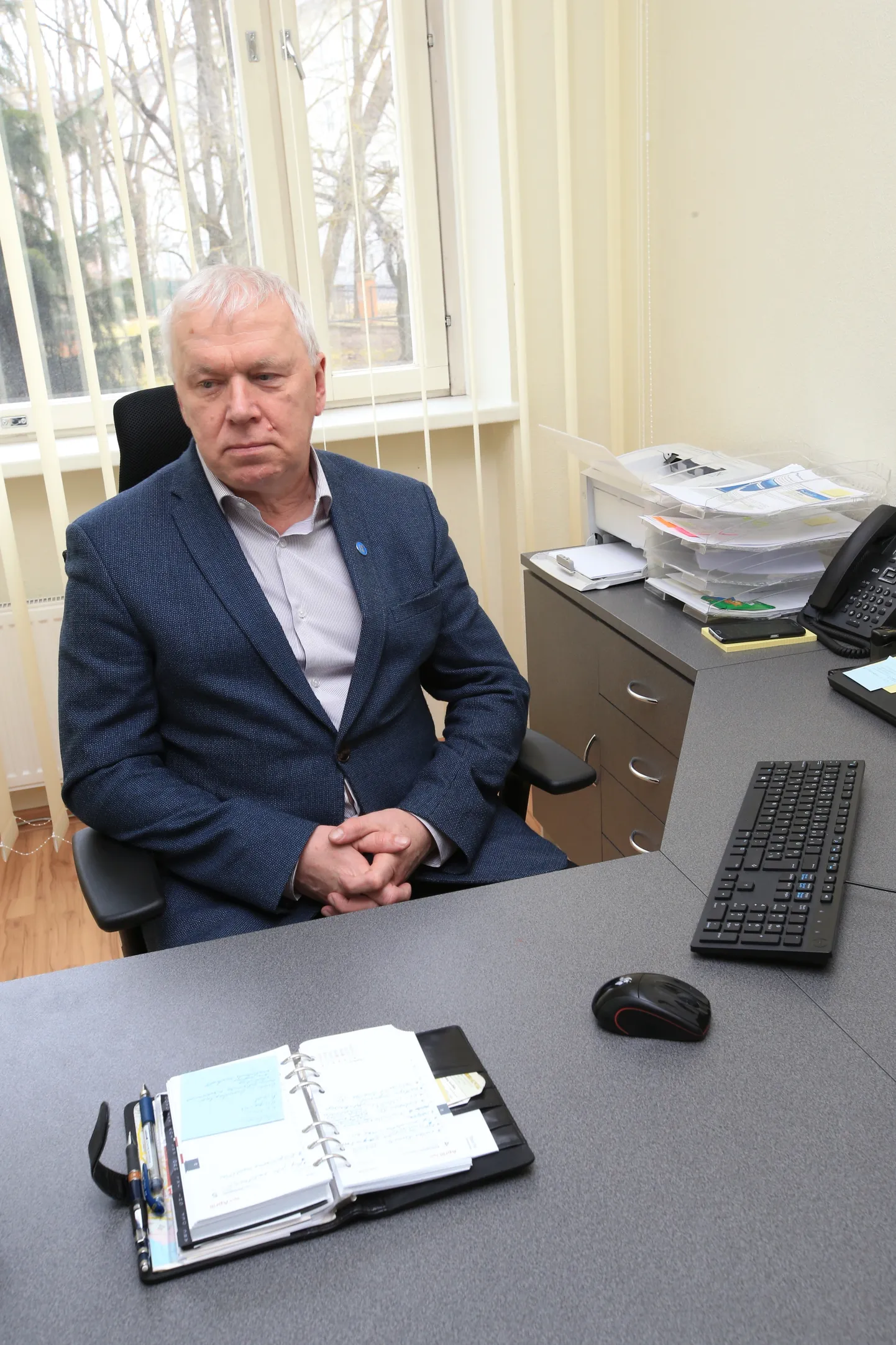 Tõnis Piir korraldab endises maavalitsuse hoones Tartumaa ühistransporti.