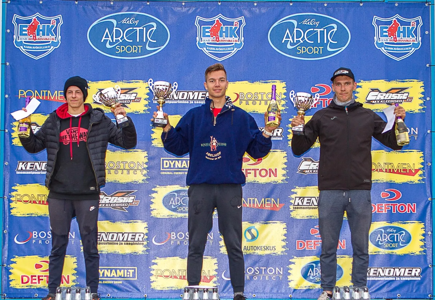 Pikametsa krossi võidumees MXPro klassis oli Hans Priidel.