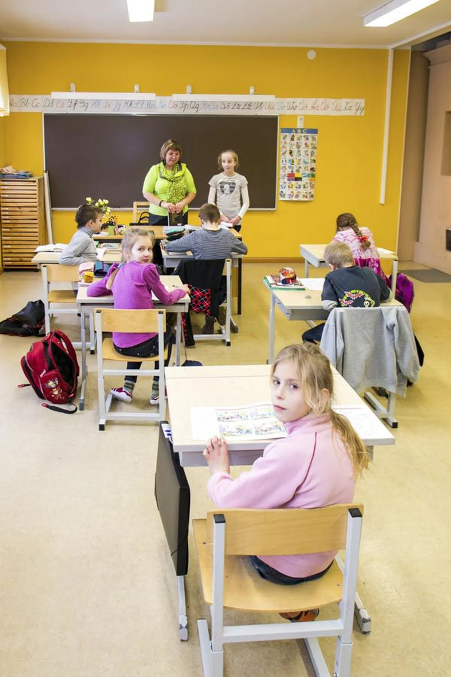 Tõenäoliselt peavad need esimese, teise, kolmanda ja kuuenda klassi õpilased, kes eile pärastlõunal Suislepa lasteaia-algkooli pikapäevarühmas õppisid, üsna pea uue kooli leidma.