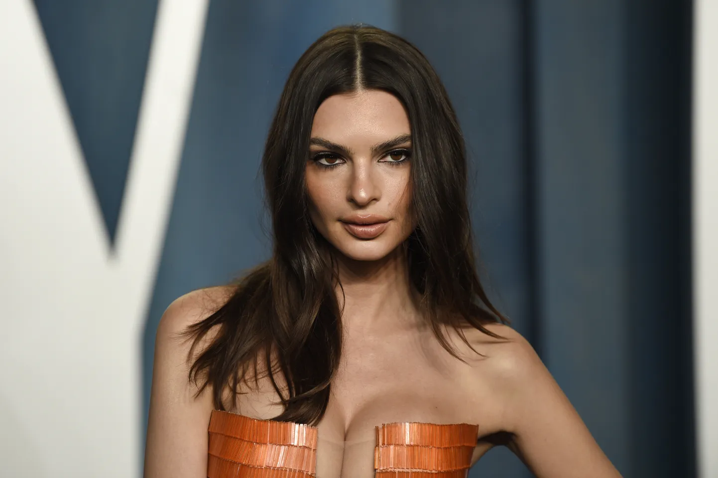 Emily Ratajkowski.