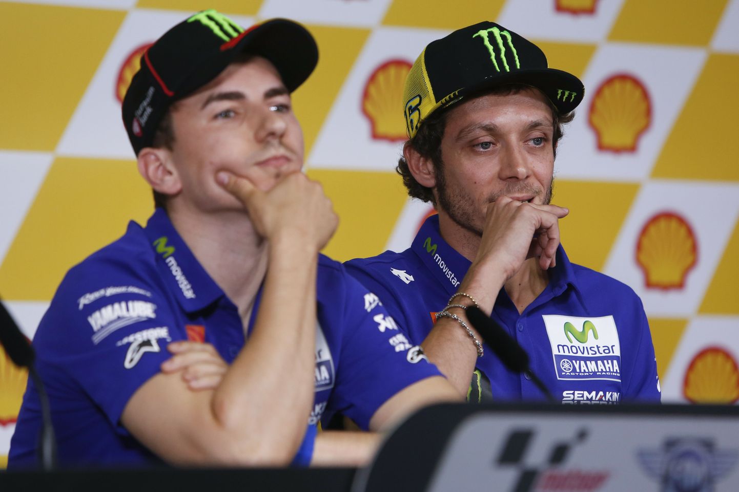 MotoGP MM-tiitli eest on jäänud võitlema tiimikaaslased Jorge Lorenzo (vasakul) ja Valentino Rossi.