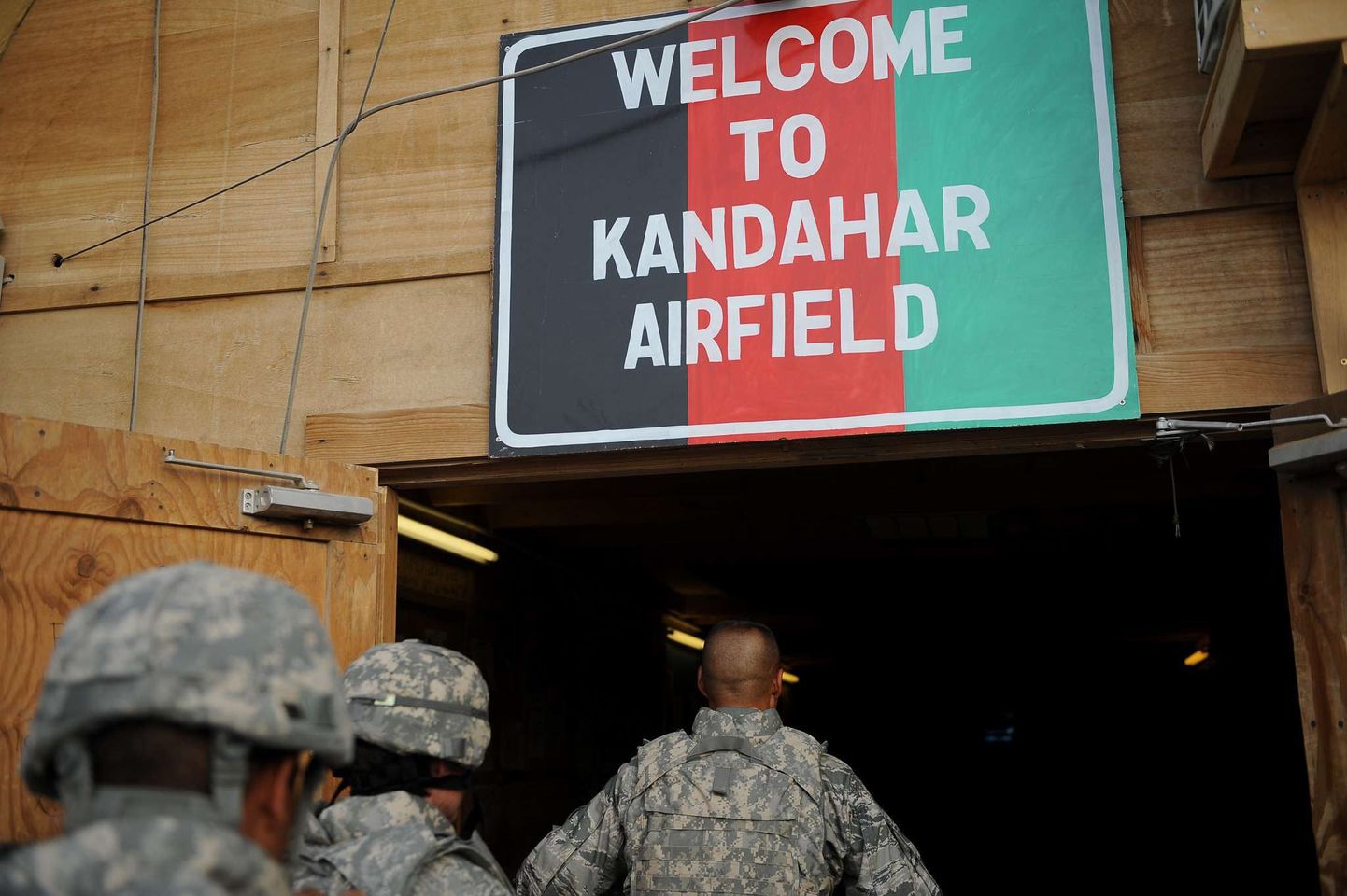 Kandahari lennuväli, mille kaudu liigub Afganistani ja sealt tagasi suurem osa Briti kaitseväelastest.